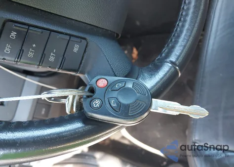 2011 Ford Escape Limited z USA, uszkodzony, nr VIN 1FMCU9EG2BKB83738